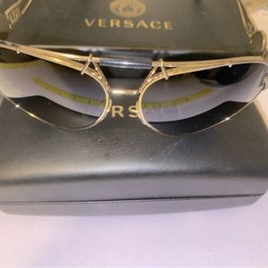 Versace Pale Gold glasses with dark lense